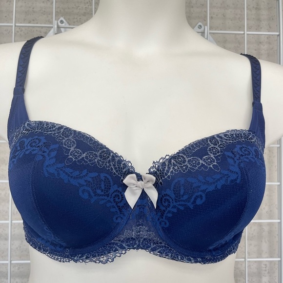 Dkny Other - DKNY Blue Lace Bra GREAT CONDITION!!